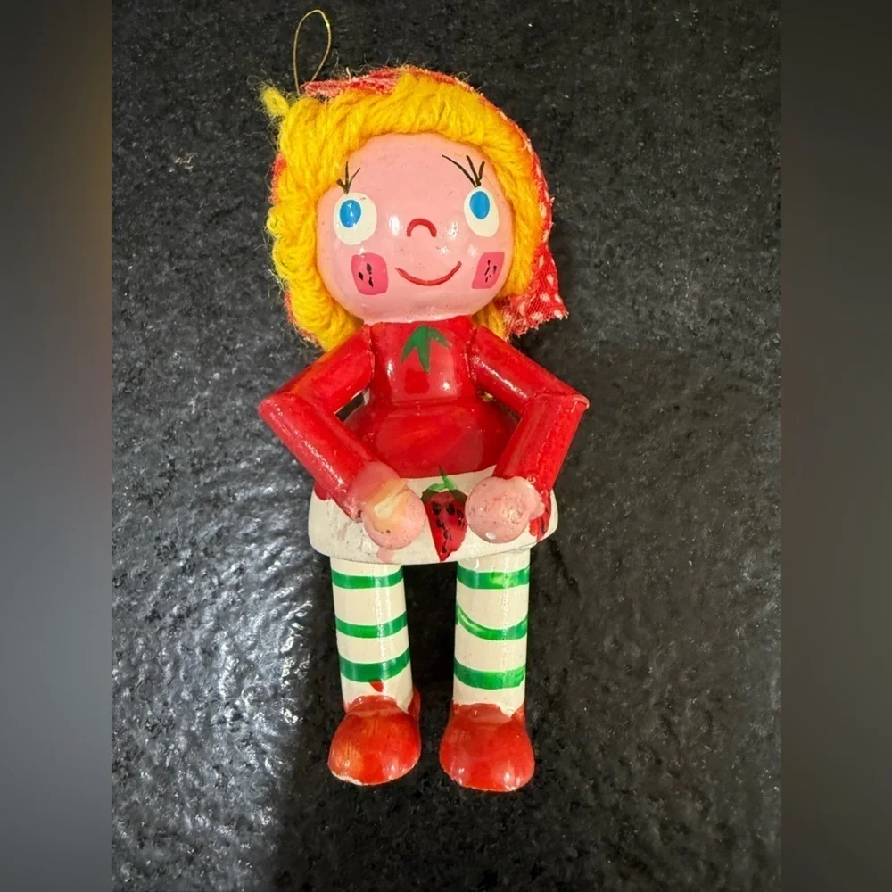 3 Vintage Wooden Doll Holiday Christmas Ornaments Made‎ in Taiwan